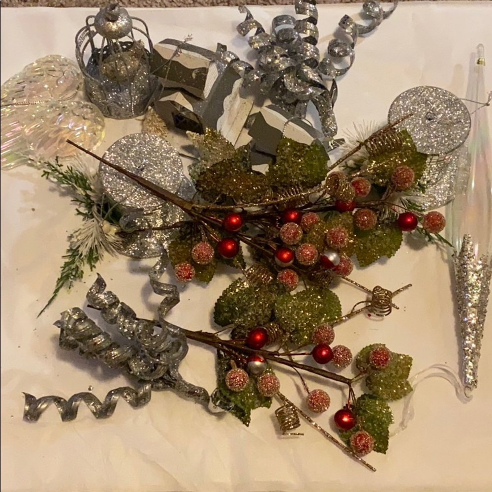 Christmas ornaments lot